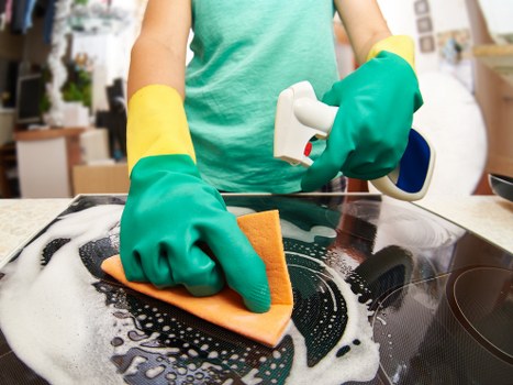 Professional curtain cleaning for heavy drapes